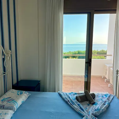 Faniescape * Νέα Σκιώνη